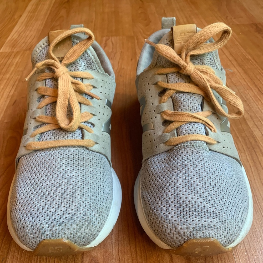 New Balance Women's Fresh Foam Cruzv1 Reissue Shoes - Size 9.5